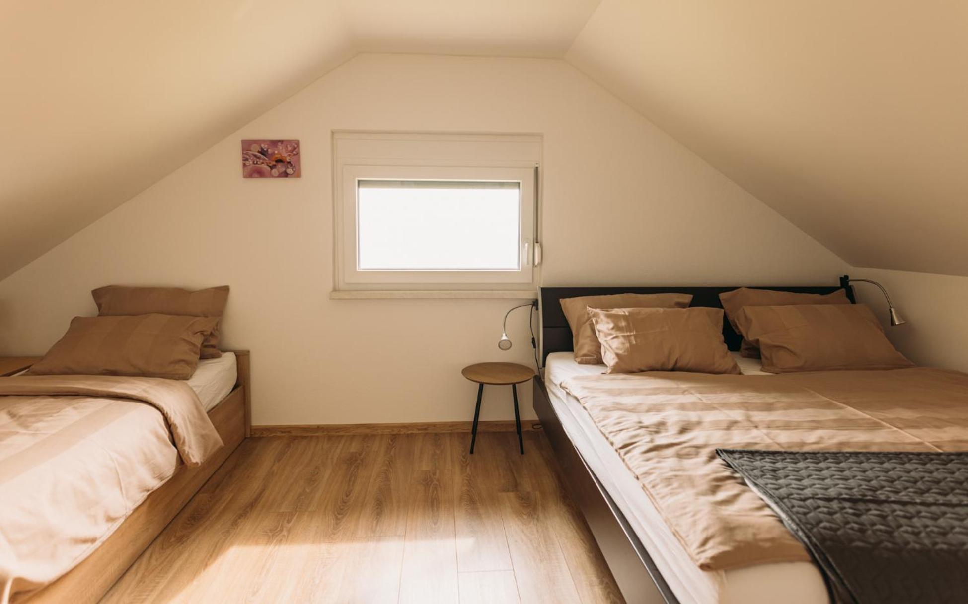 Apartma Hisa Na Ravnah With Hot Tub Pišece المظهر الخارجي الصورة